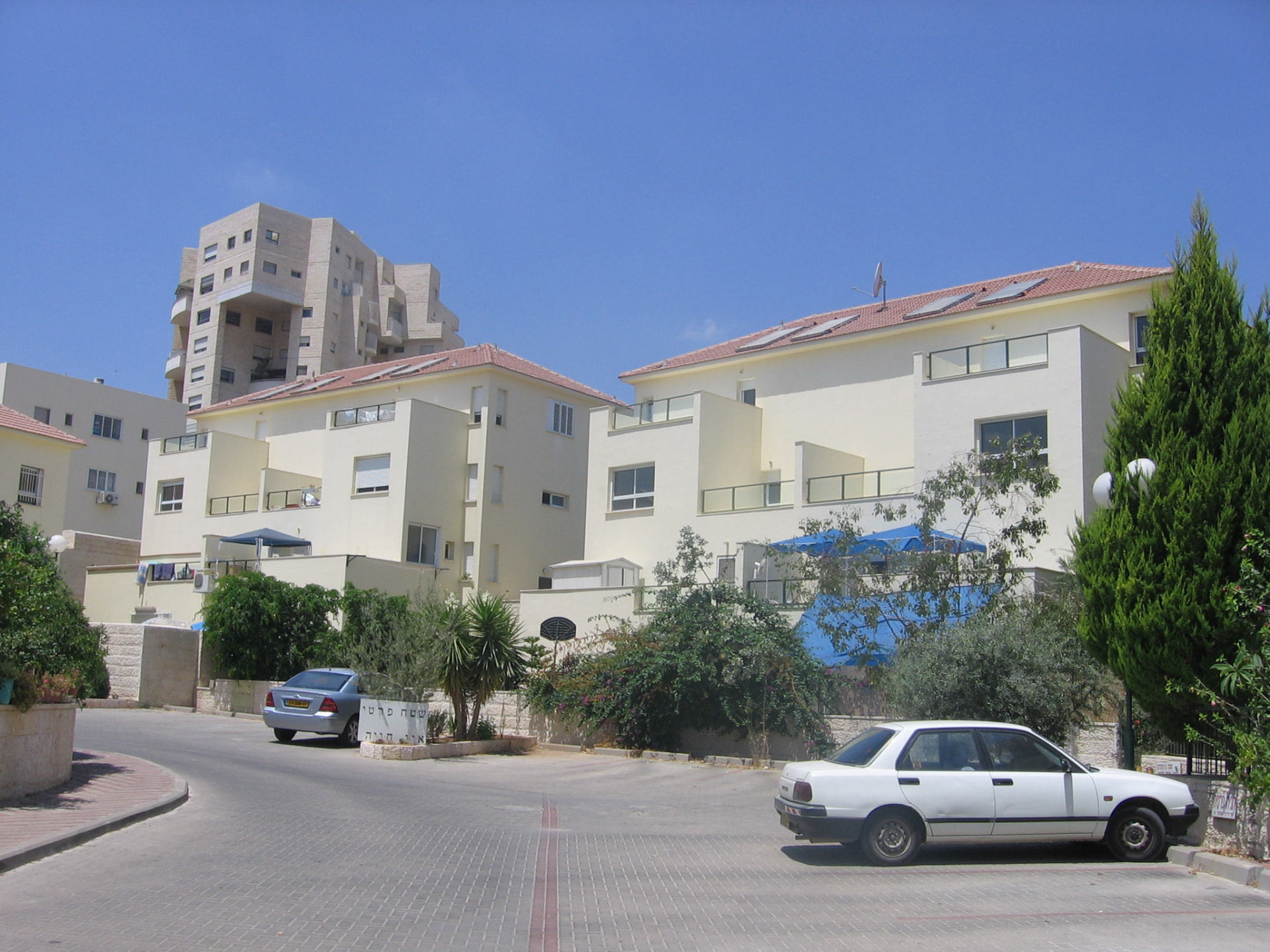 איילת השחר — מודיעין — 9