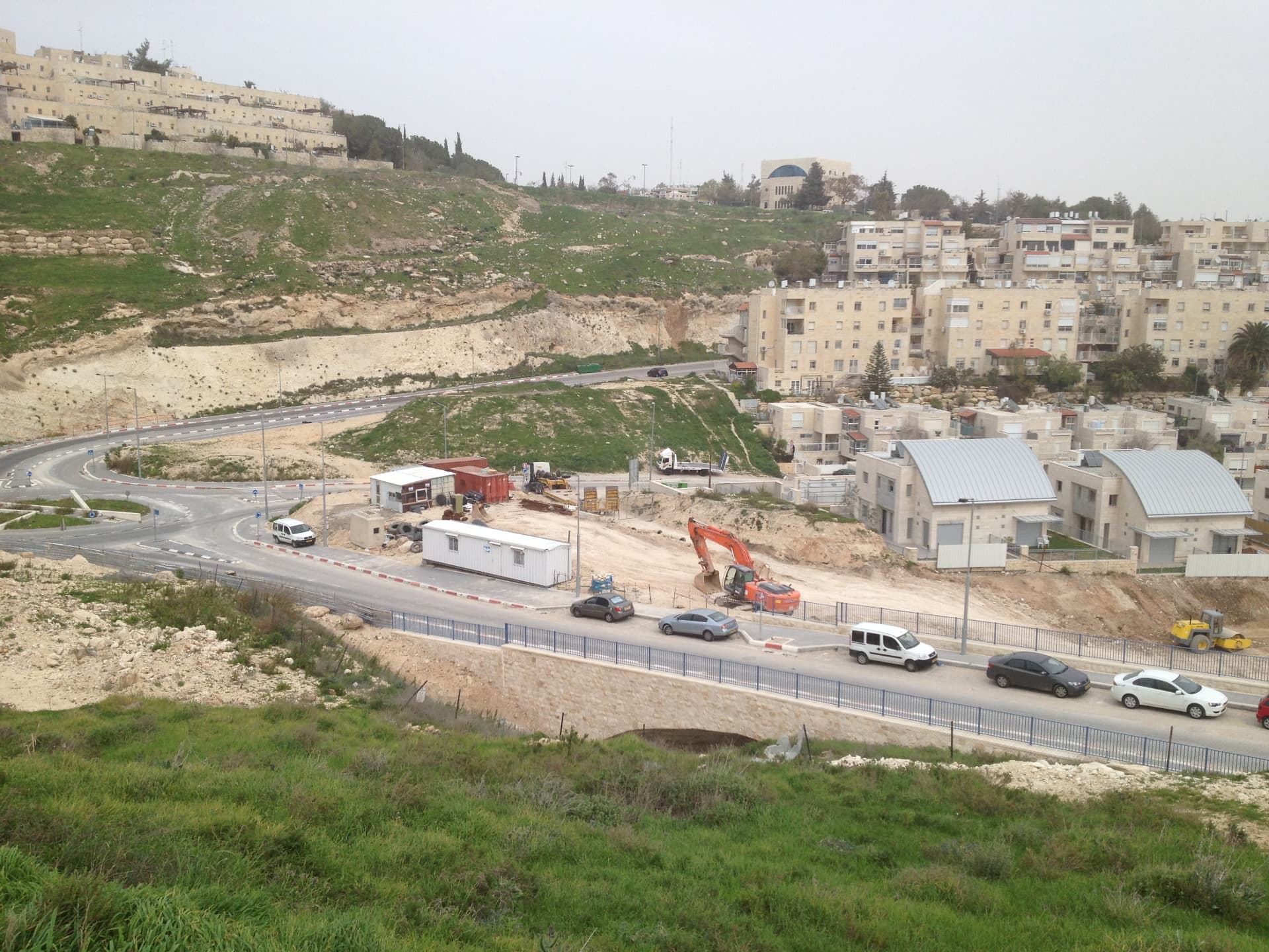 תלפיות מזרח — גשר ופיתוח לבוני התיכון — 6